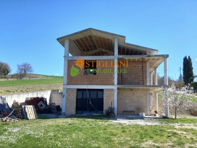 casa indipendente in vendita a Campobasso in zona Colle delle Api