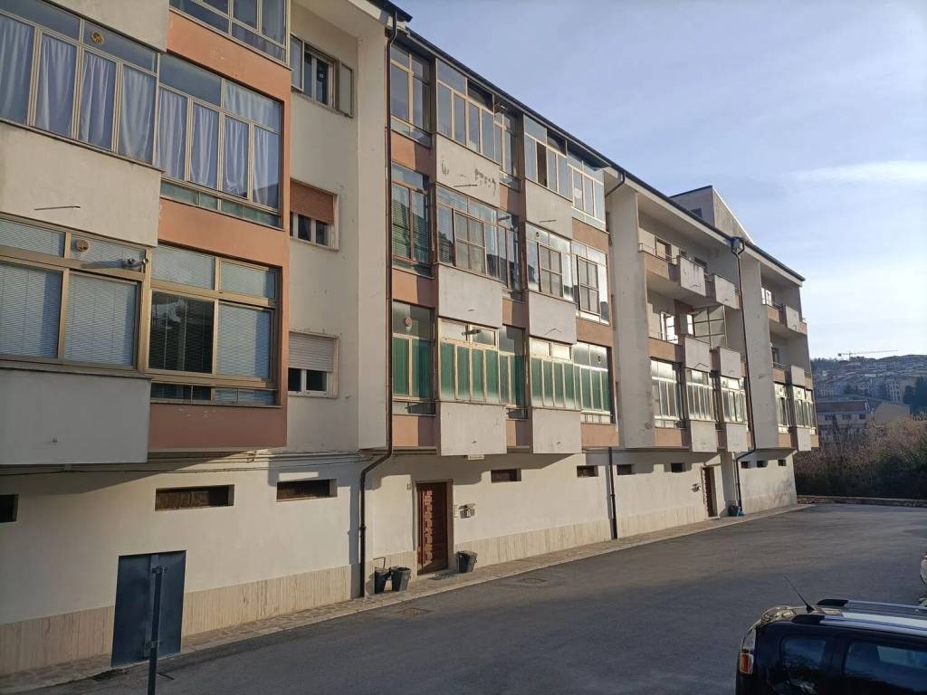 appartamento in vendita a Campobasso in zona Vazzieri