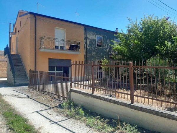 appartamento in vendita a Campobasso in zona Mascione