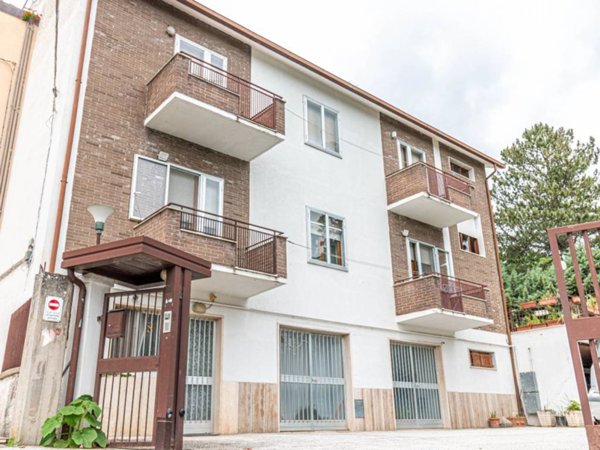 appartamento in vendita a Campobasso in zona Vazzieri