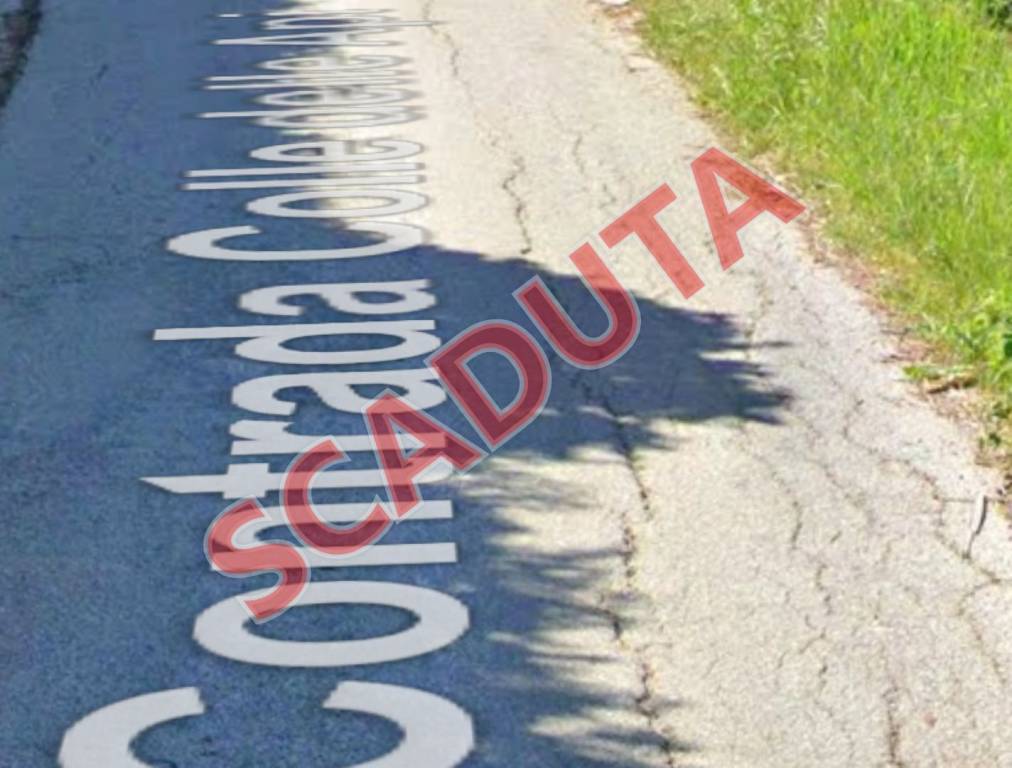 locale commerciale in vendita a Campobasso in zona Colle delle Api