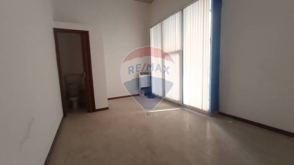 locale commerciale in vendita a Campobasso in zona Centro Città