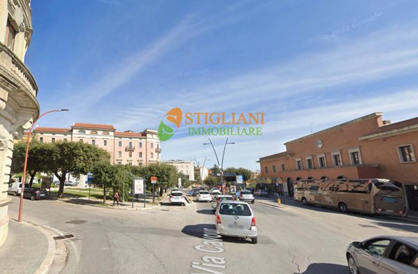 locale commerciale in vendita a Campobasso in zona Centro Città