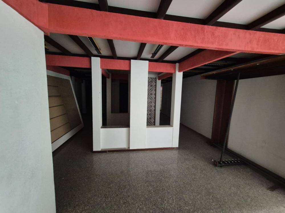 locale commerciale in vendita a Campobasso