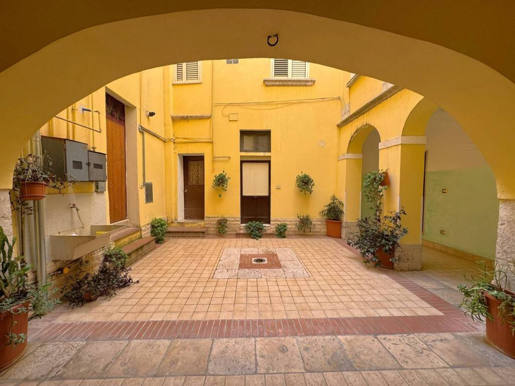 appartamento in vendita a Campobasso in zona Centro Città