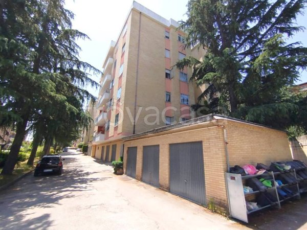 appartamento in vendita a Campobasso in zona Vazzieri