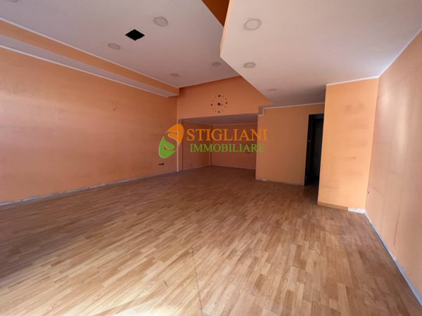 locale commerciale in vendita a Campobasso