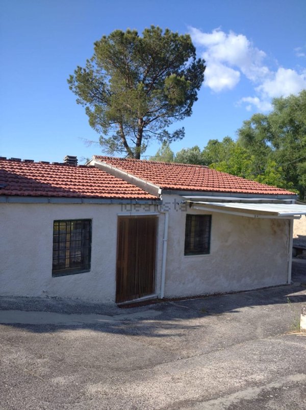 appartamento in vendita a Campobasso in zona Fossato Cupo