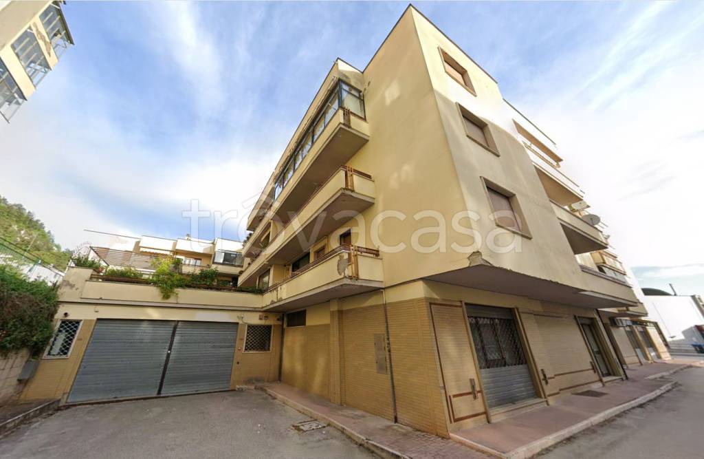 locale commerciale in vendita a Campobasso