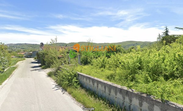 casa indipendente in vendita a Campobasso in zona Coste di Oratino