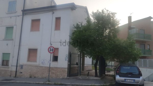 esavano in vendita a Campobasso