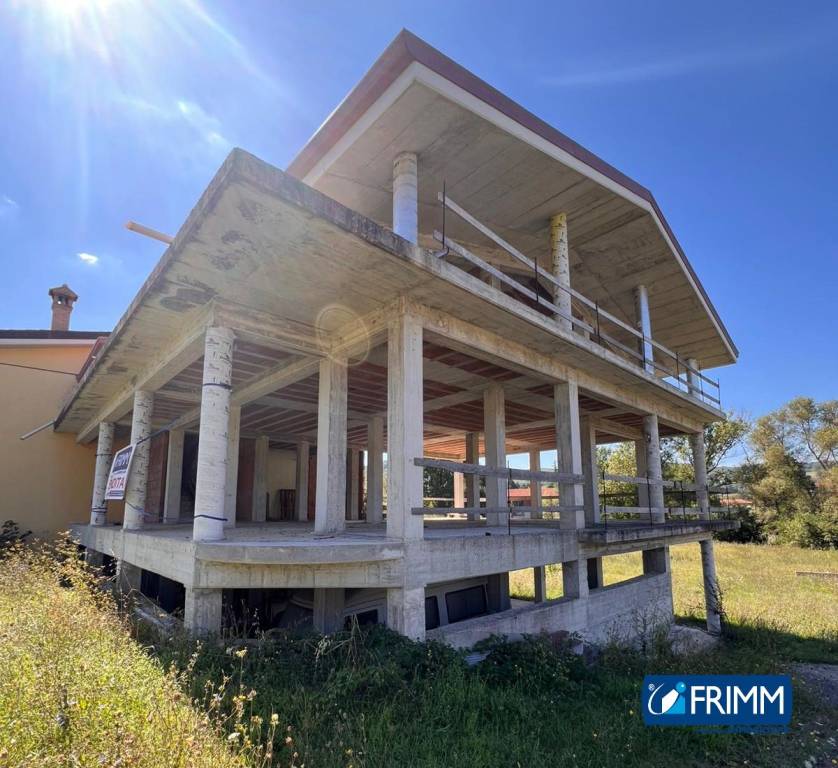 casa indipendente in vendita a Campobasso in zona Centro Città