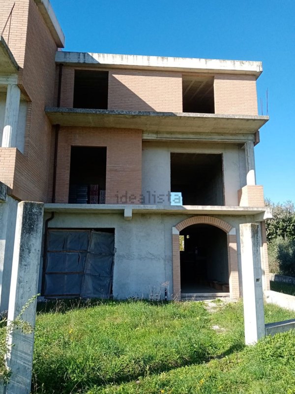 casa indipendente in vendita a Campobasso in zona Colle dell'Orso