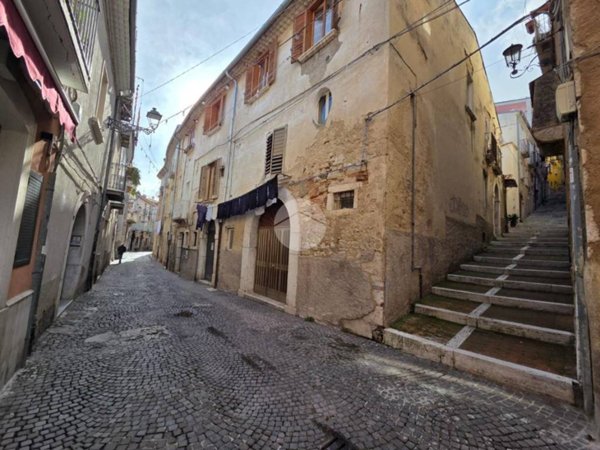 appartamento in vendita a Campobasso in zona Centro Città