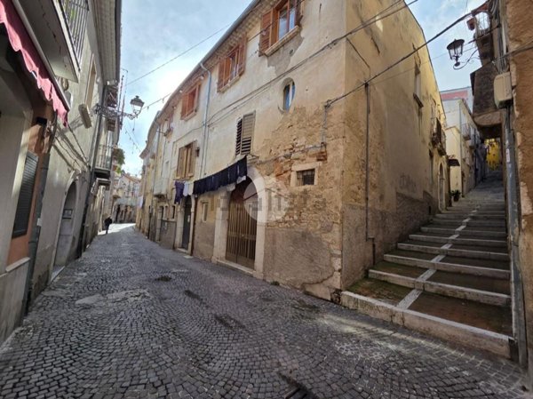 appartamento in vendita a Campobasso in zona Centro Città