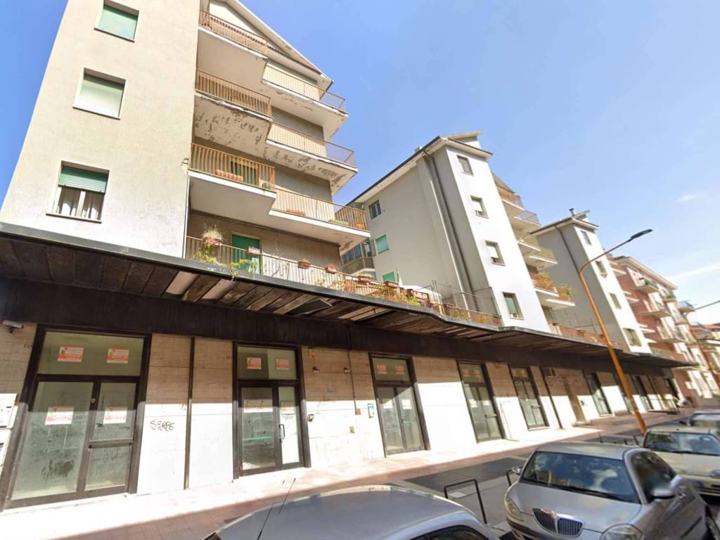 negozio in vendita a Campobasso in zona Centro Città