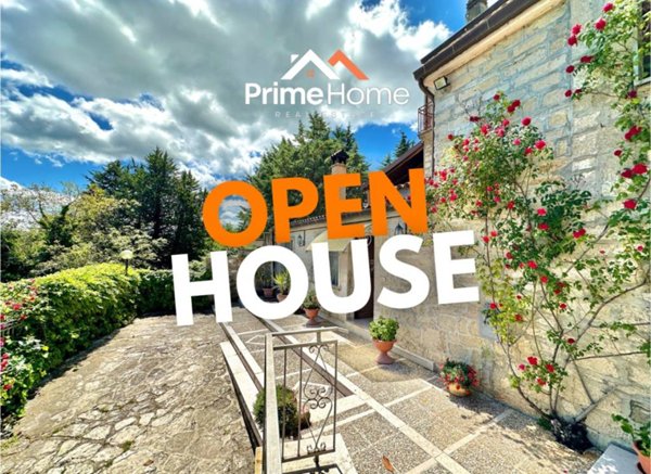 casa indipendente in vendita a Campobasso in zona Mascione