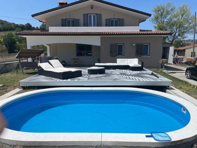 casa indipendente in vendita a Campobasso in zona Fossato Cupo