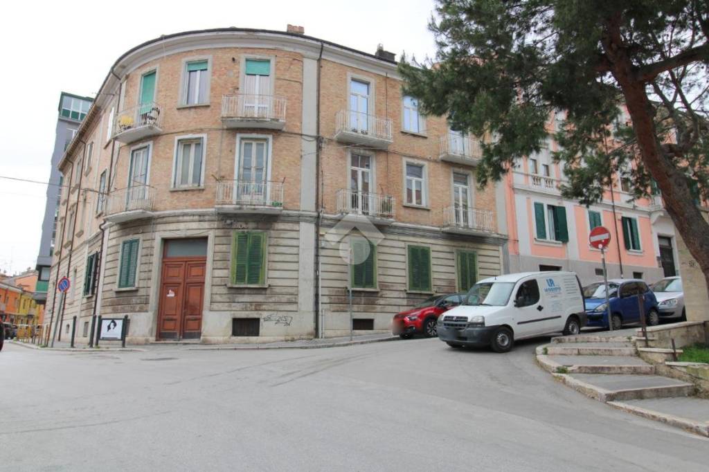 appartamento in vendita a Campobasso in zona Centro Città