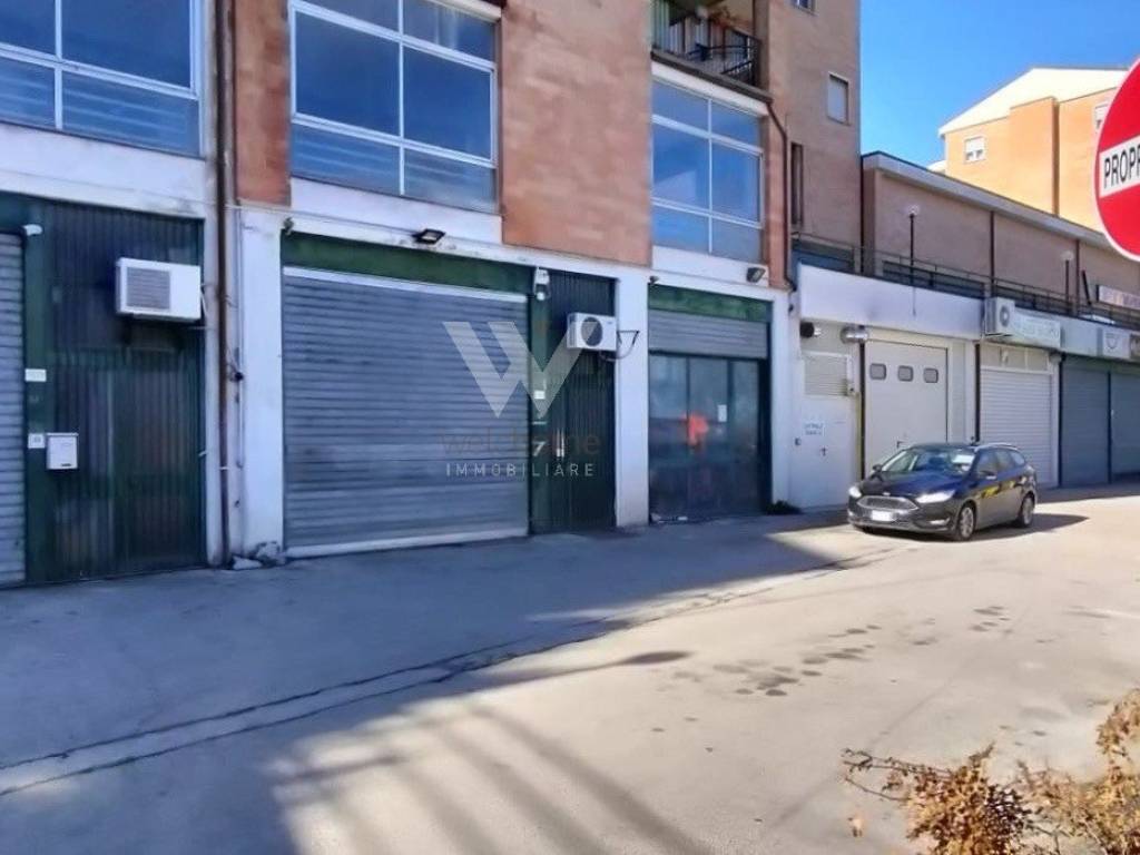 locale commerciale in vendita a Campobasso