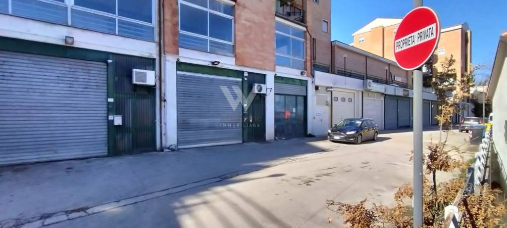 locale commerciale in vendita a Campobasso