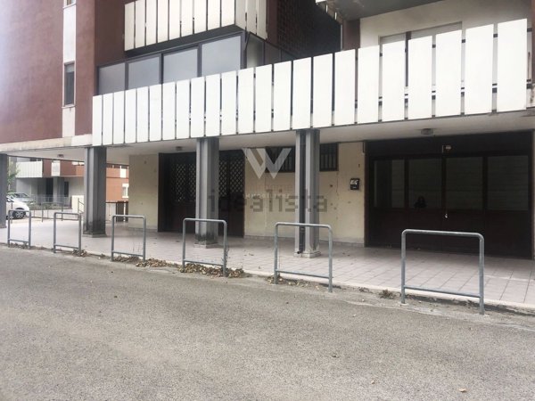 locale commerciale in vendita a Campobasso