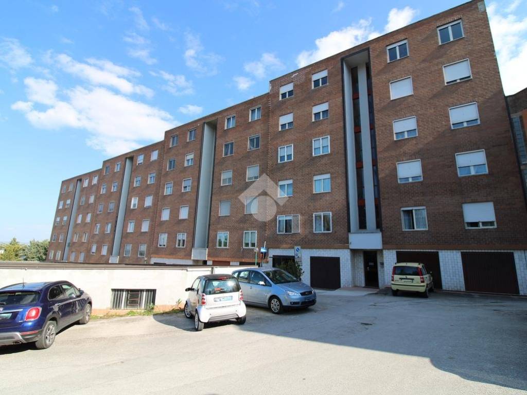 appartamento in vendita a Campobasso in zona Colle dell'Orso