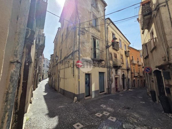 appartamento in vendita a Campobasso in zona Centro Città
