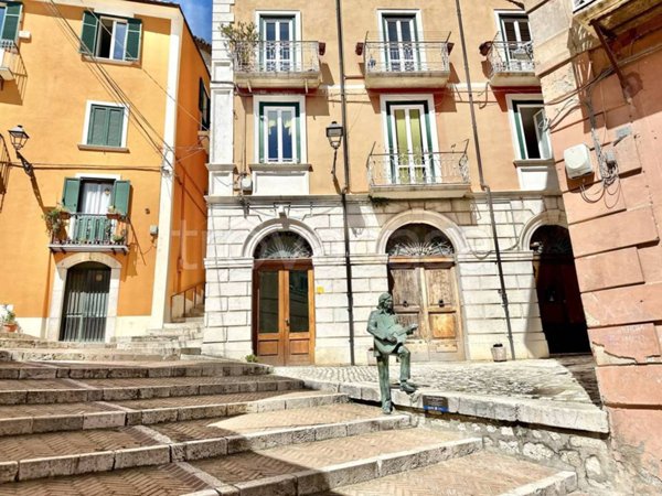 appartamento in vendita a Campobasso in zona Centro Città