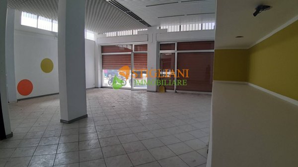 locale commerciale in vendita a Campobasso