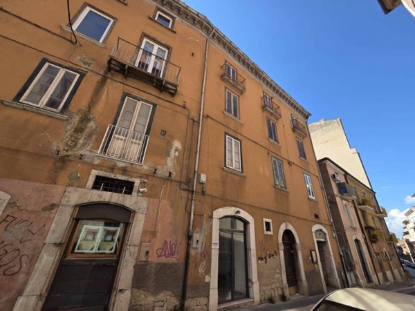 negozio in vendita a Campobasso in zona Centro Città