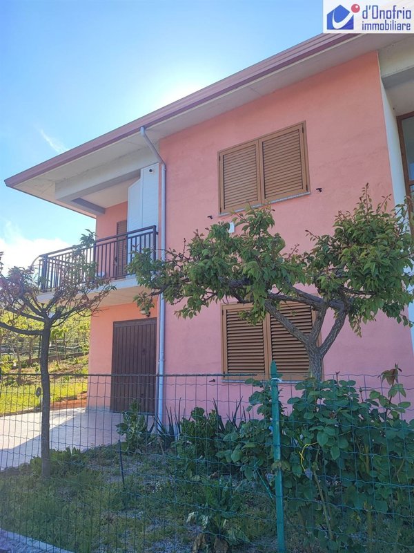 casa indipendente in vendita a Campobasso