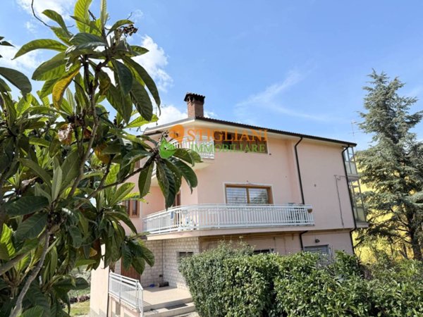 appartamento in vendita a Campobasso in zona Coste di Oratino