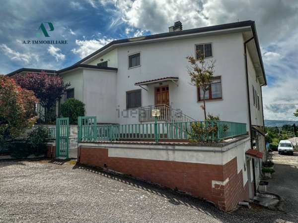 casa indipendente in vendita a Campobasso in zona San Giovanni dei Gelsi