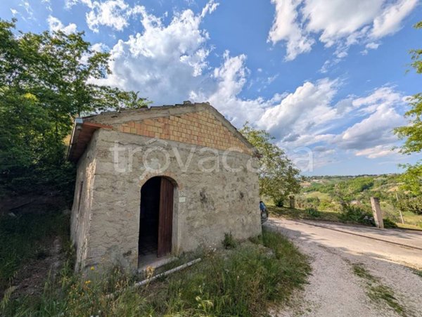 casa indipendente in vendita a Campobasso in zona Vazzieri