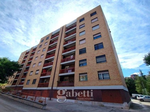 appartamento in vendita a Campobasso in zona Vazzieri