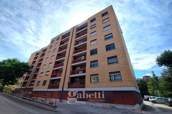 appartamento in vendita a Campobasso in zona Vazzieri