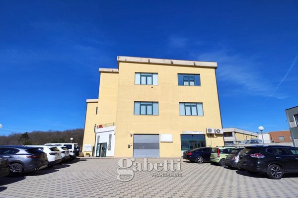 ufficio in vendita a Campobasso