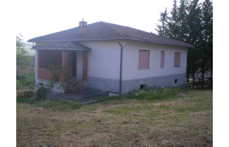 casa indipendente in vendita a Campobasso in zona Polese