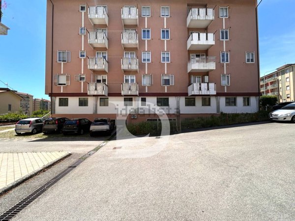 ufficio in vendita a Campobasso in zona Colle dell'Orso