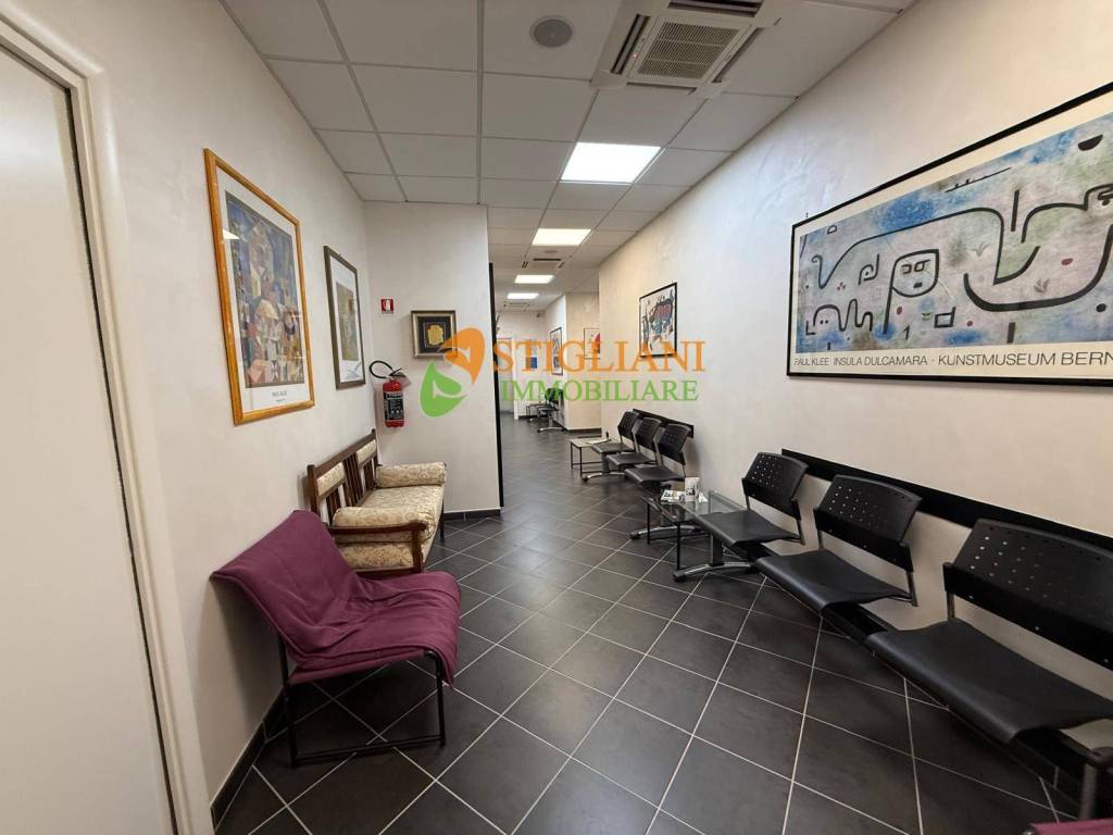ufficio in vendita a Campobasso in zona Vazzieri