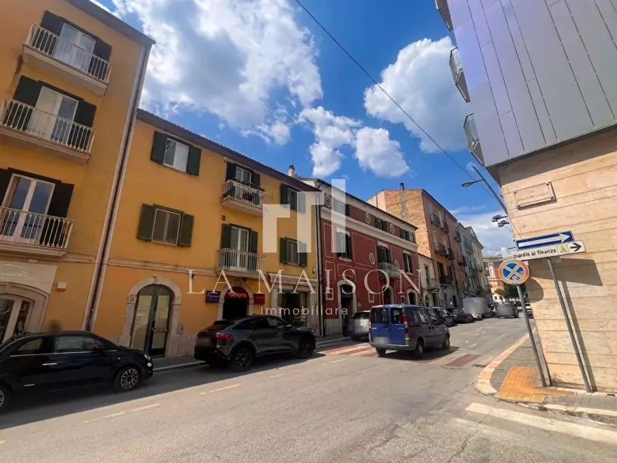 locale commerciale in vendita a Campobasso in zona Centro Città