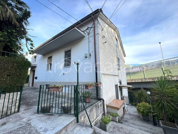 appartamento in vendita a Campobasso in zona Centro Città