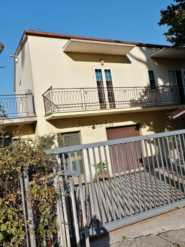 casa indipendente in vendita a Campobasso