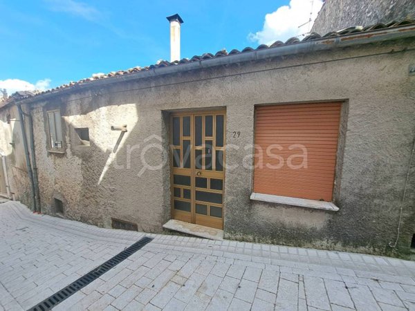 casa indipendente in vendita a Campochiaro
