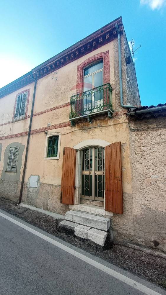 appartamento in vendita a Campochiaro