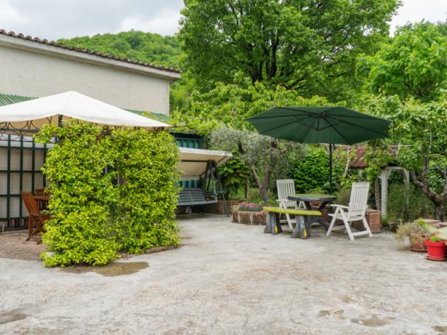 casa indipendente in vendita a Campochiaro