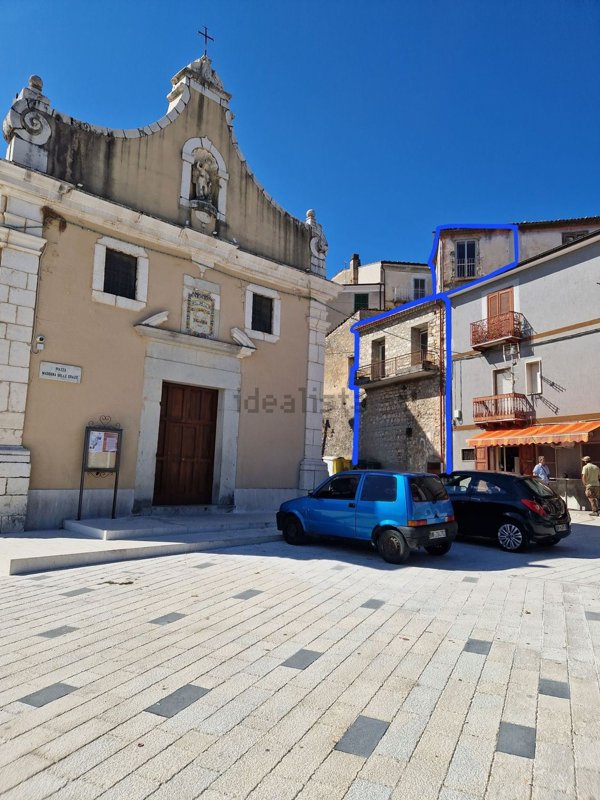 casa indipendente in vendita a Campochiaro