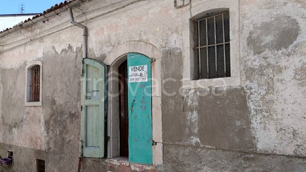 casa indipendente in vendita a Campochiaro
