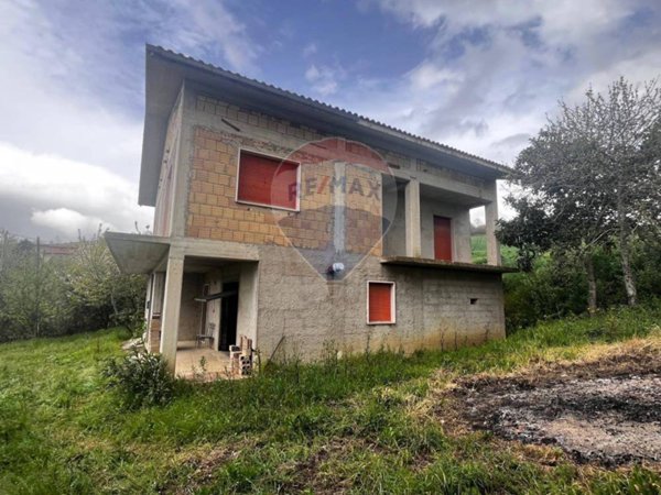 casa indipendente in vendita a Campodipietra